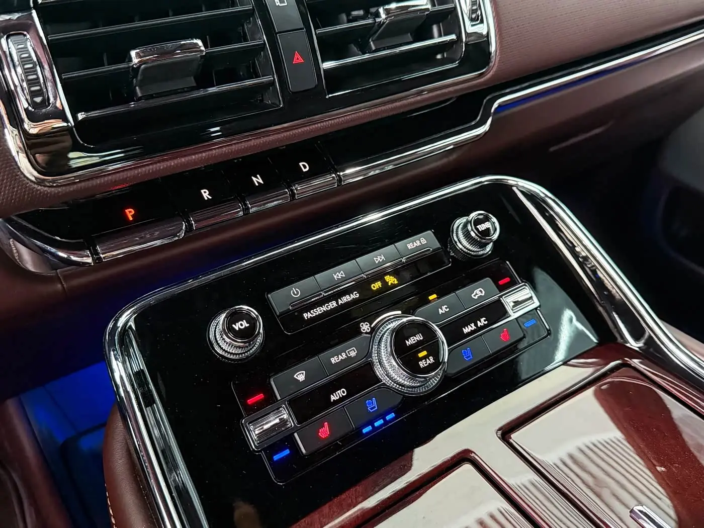 Lincoln Navigator 2022 — Photo 15/20