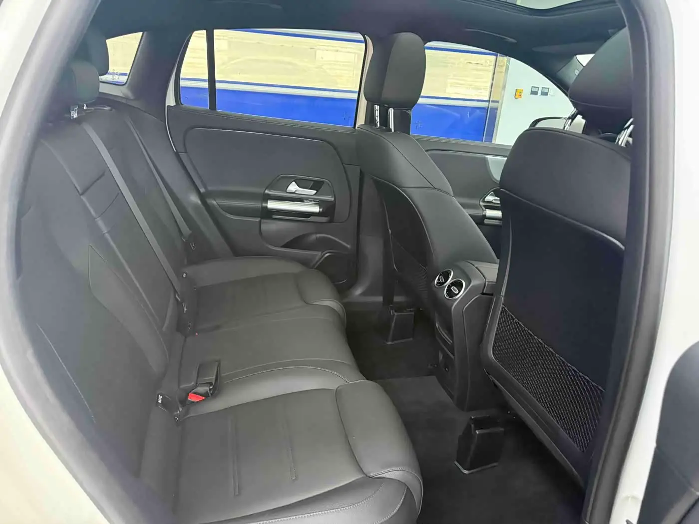 Mercedes-Benz GLA 2022 — Фото 12/20