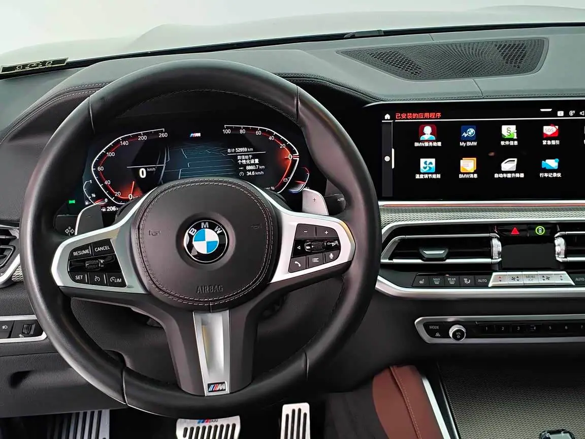 BMW X6 2023 — Photo 2/19