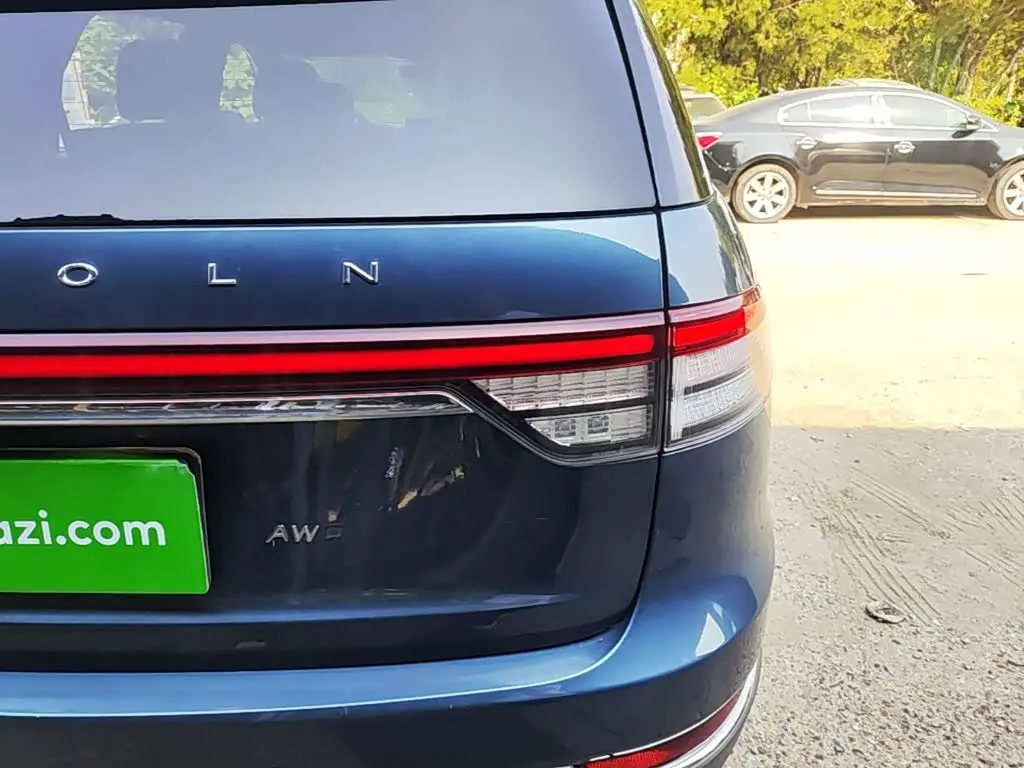 Lincoln Aviator 2019 — Şəkil 7/19