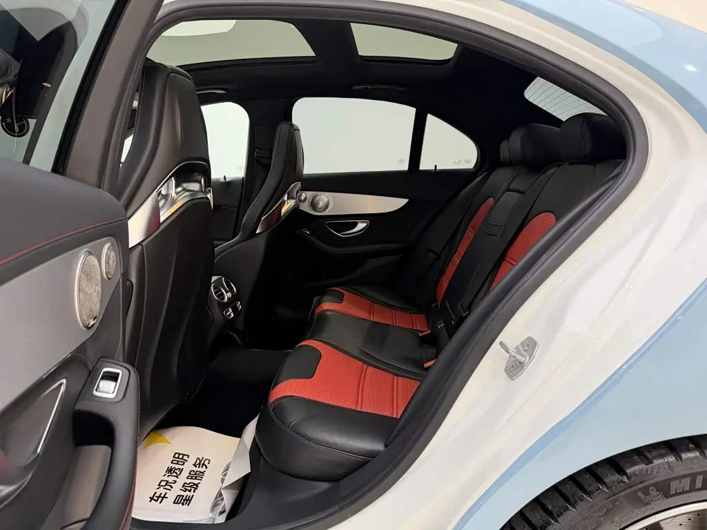 Mercedes-Benz C-Class AMG 2016 — Şəkil 19/20