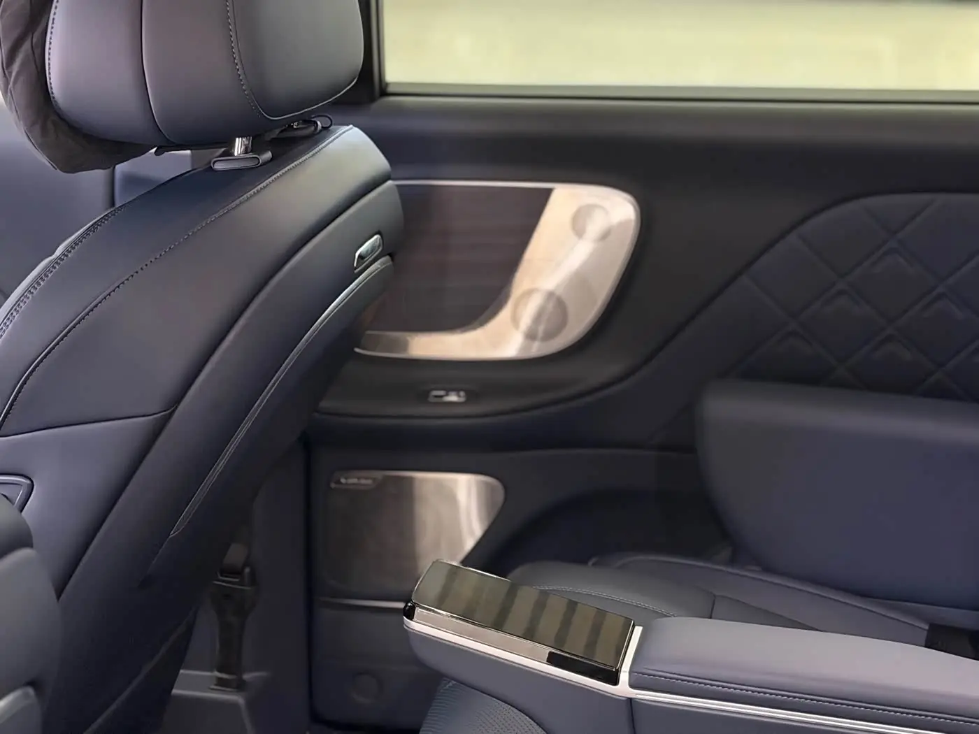 Voyah Auto Voyah Dreamer 2025 — Photo 17/20