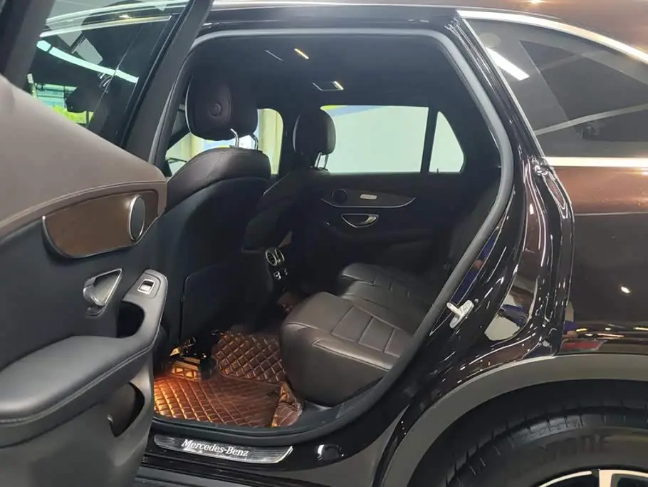 Mercedes-Benz GLC 2022 — Şəkil 11/16
