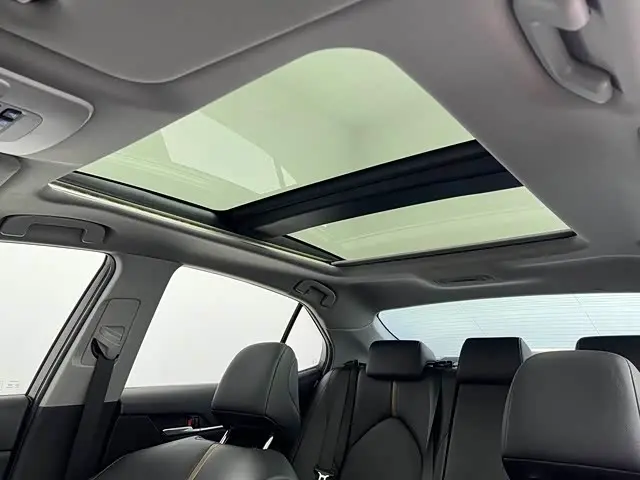 Toyota Camry 2019 — Фото 15/19