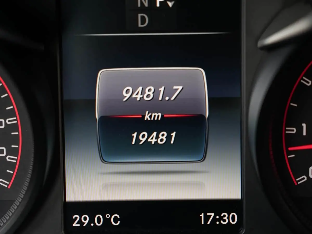 Mercedes-Benz C-Class AMG 2016 — Photo 16/17
