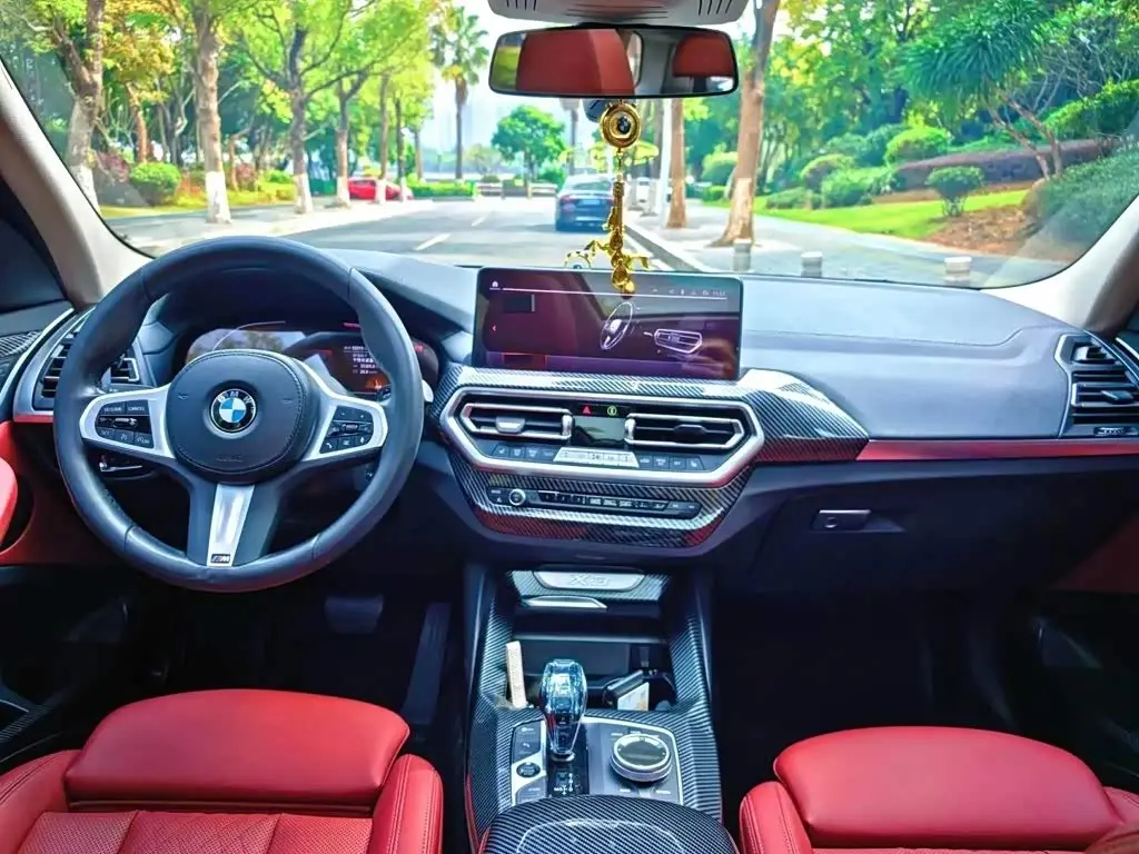 BMW X3 2022 — Фото 9/10