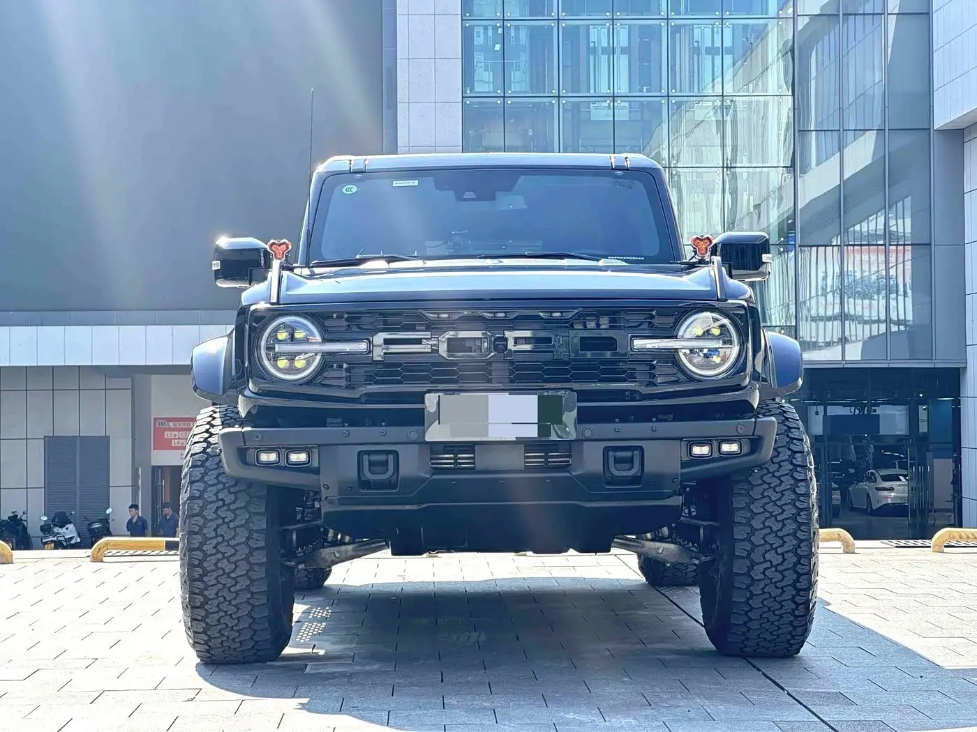 Ford Bronco 2025 — Photo 2/11