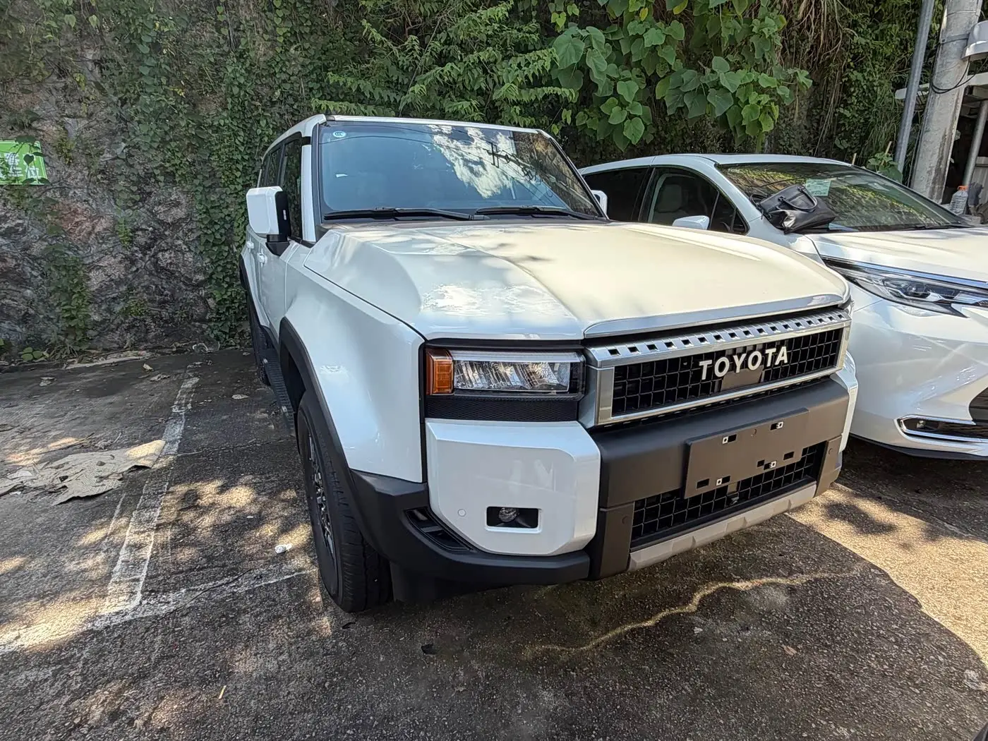 Toyota Prado 2025 — Photo 2/14