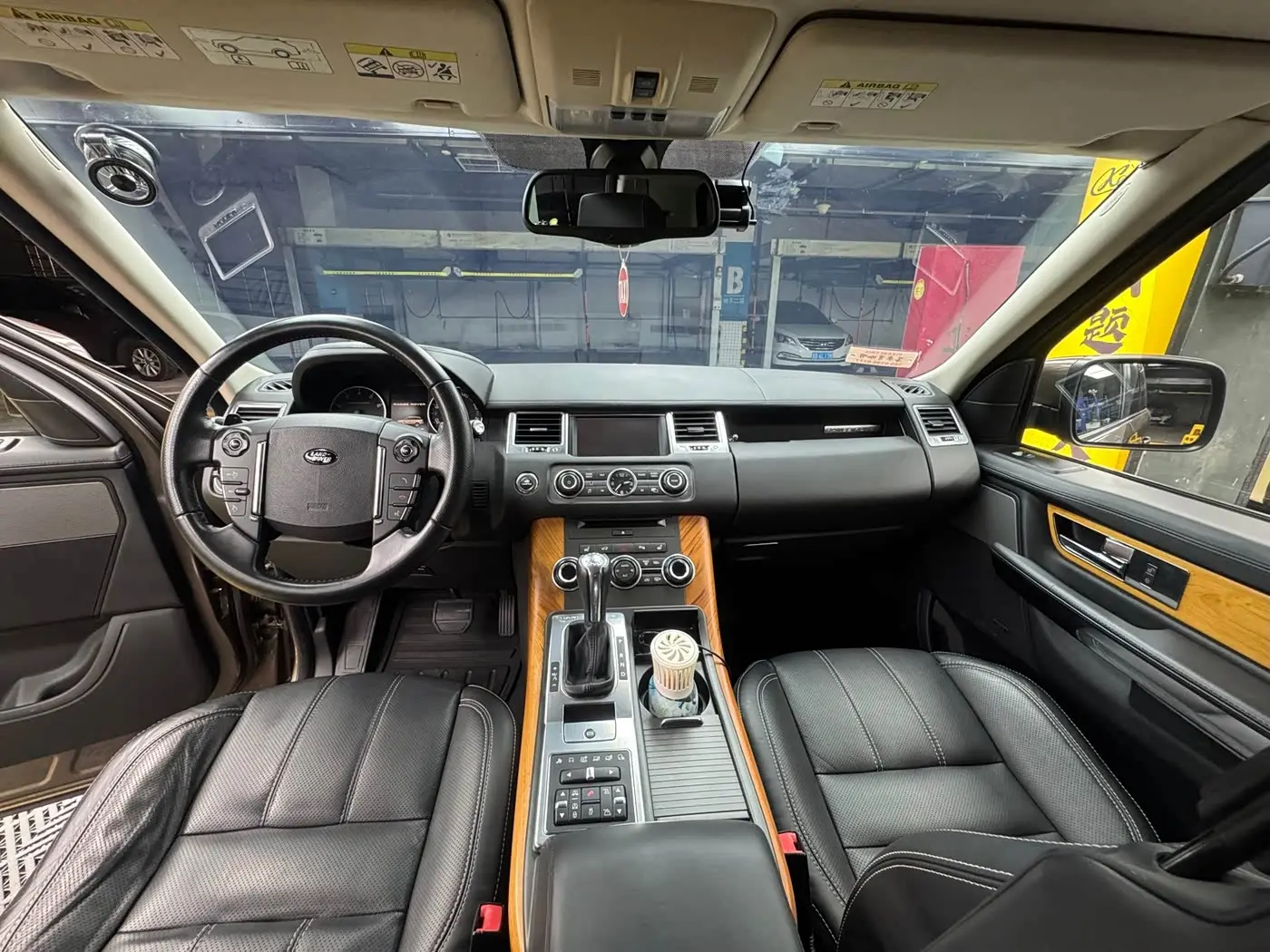 Land Rover Range Rover Sport 2013 — Şəkil 8/15