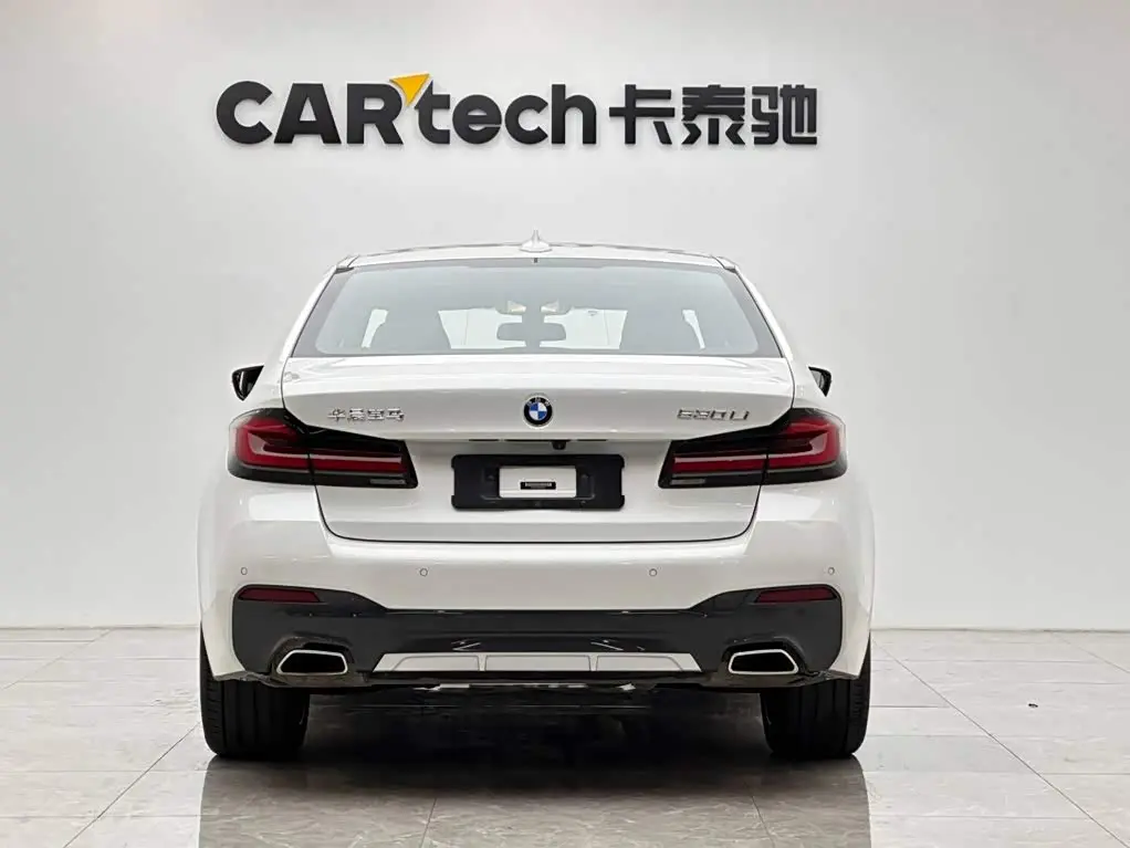 BMW 5 Series 2022 — Photo 4/19