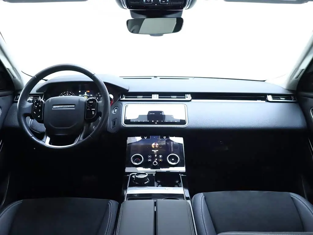 Land Rover Range Rover Velar 2019 — Photo 13/20