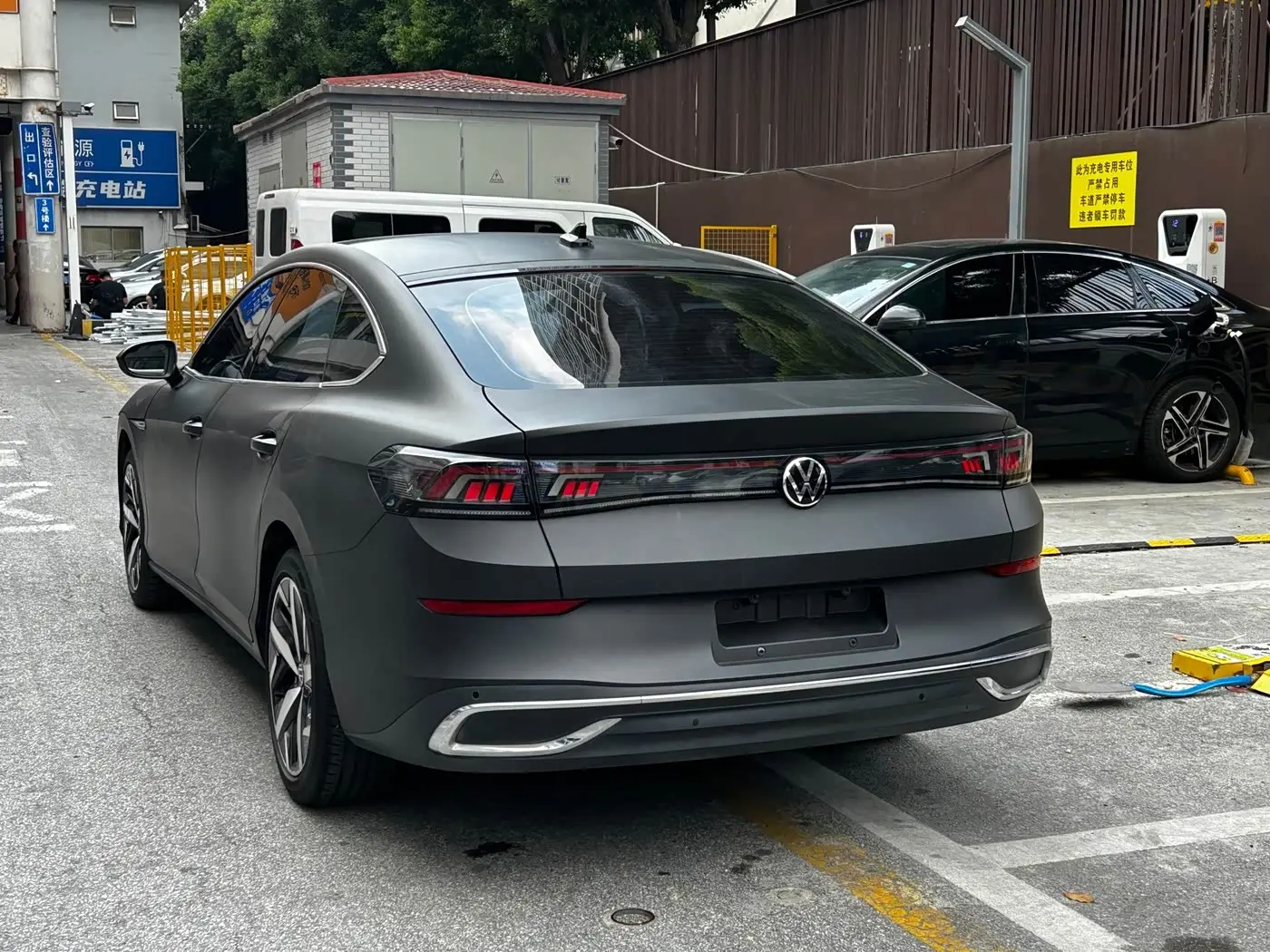 Volkswagen Lamando 2022 — Photo 4/16