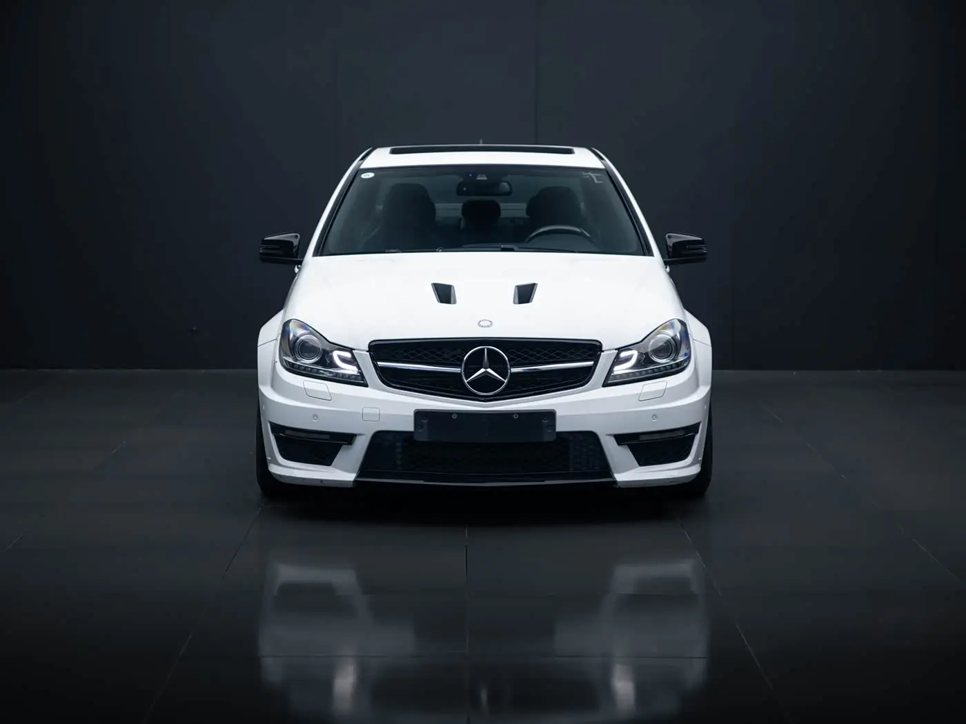 Mercedes-Benz C-Class AMG 2014 — ფოტო 3/20