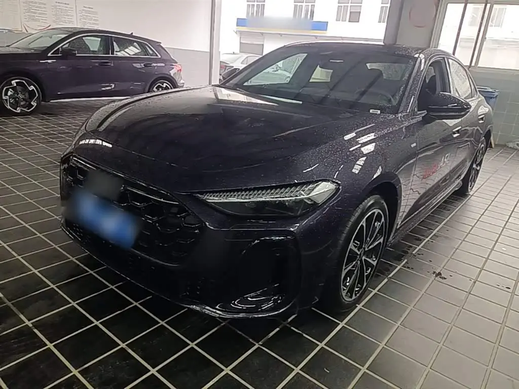Audi A5L 2025 — Photo 1/20