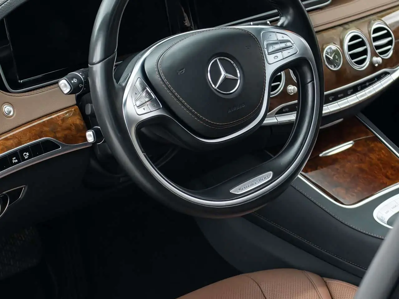 Mercedes-Benz S-Class 2015 — Şəkil 12/20