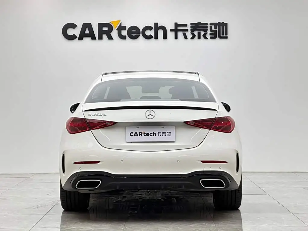 Mercedes-Benz C-Class 2024 — Photo 4/20
