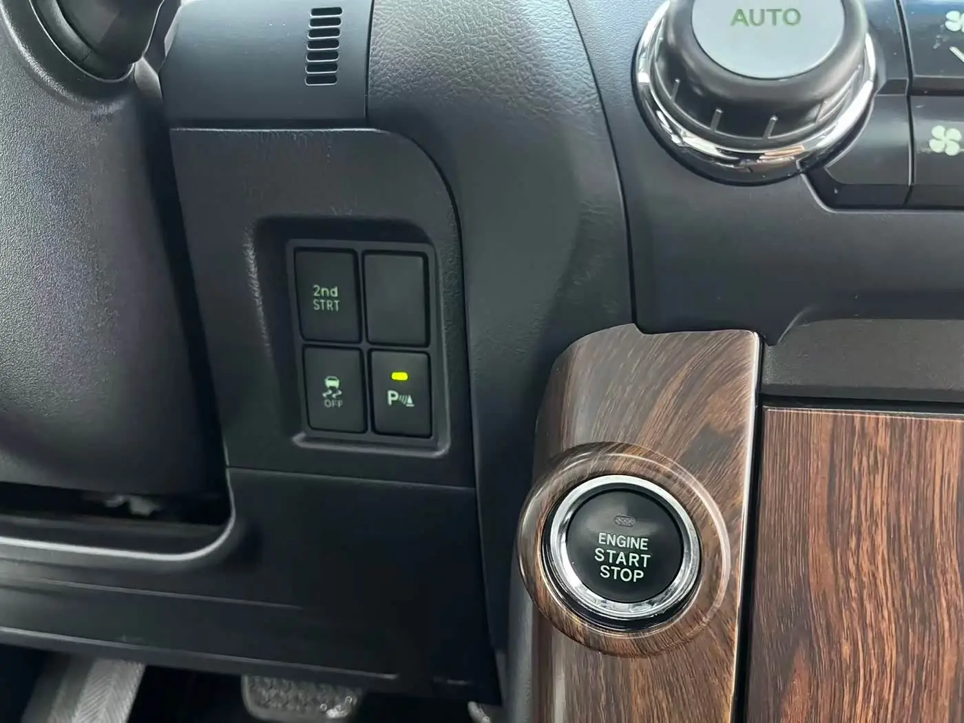 Toyota Prado 2017 — Şəkil 16/16