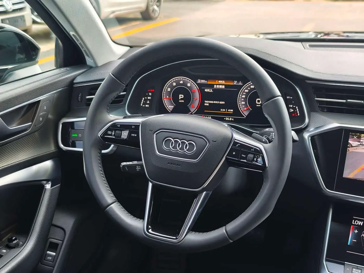 Audi A6L 2020 — Şəkil 12/20