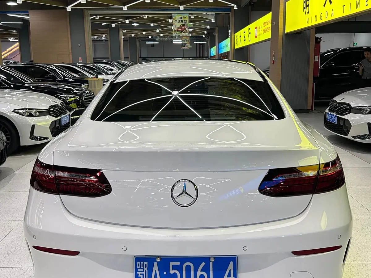 Mercedes-Benz E-Class 2021 — Фото 11/11