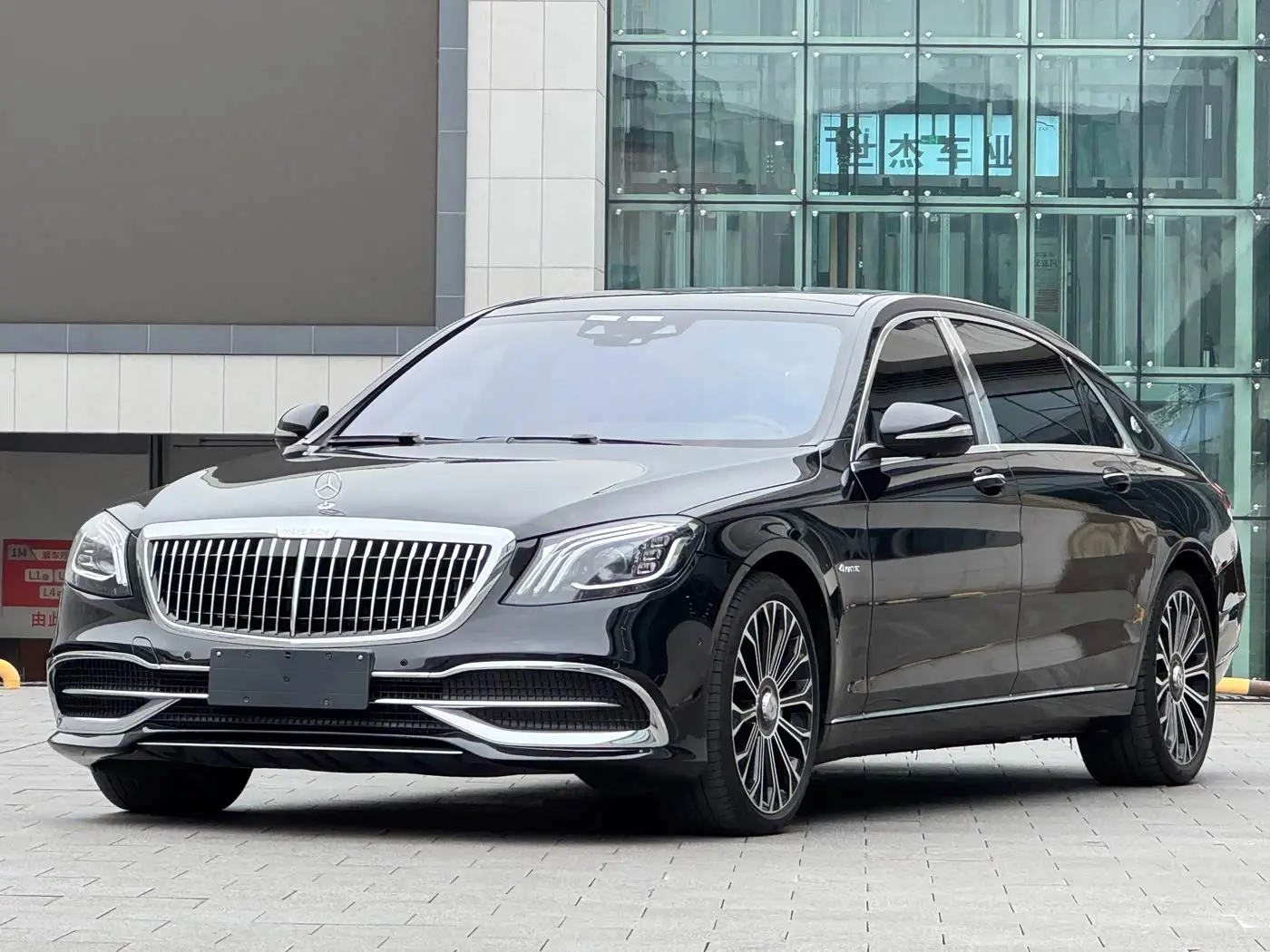 Mercedes-Benz Maybach S-Class 2020 — Фото 2/18