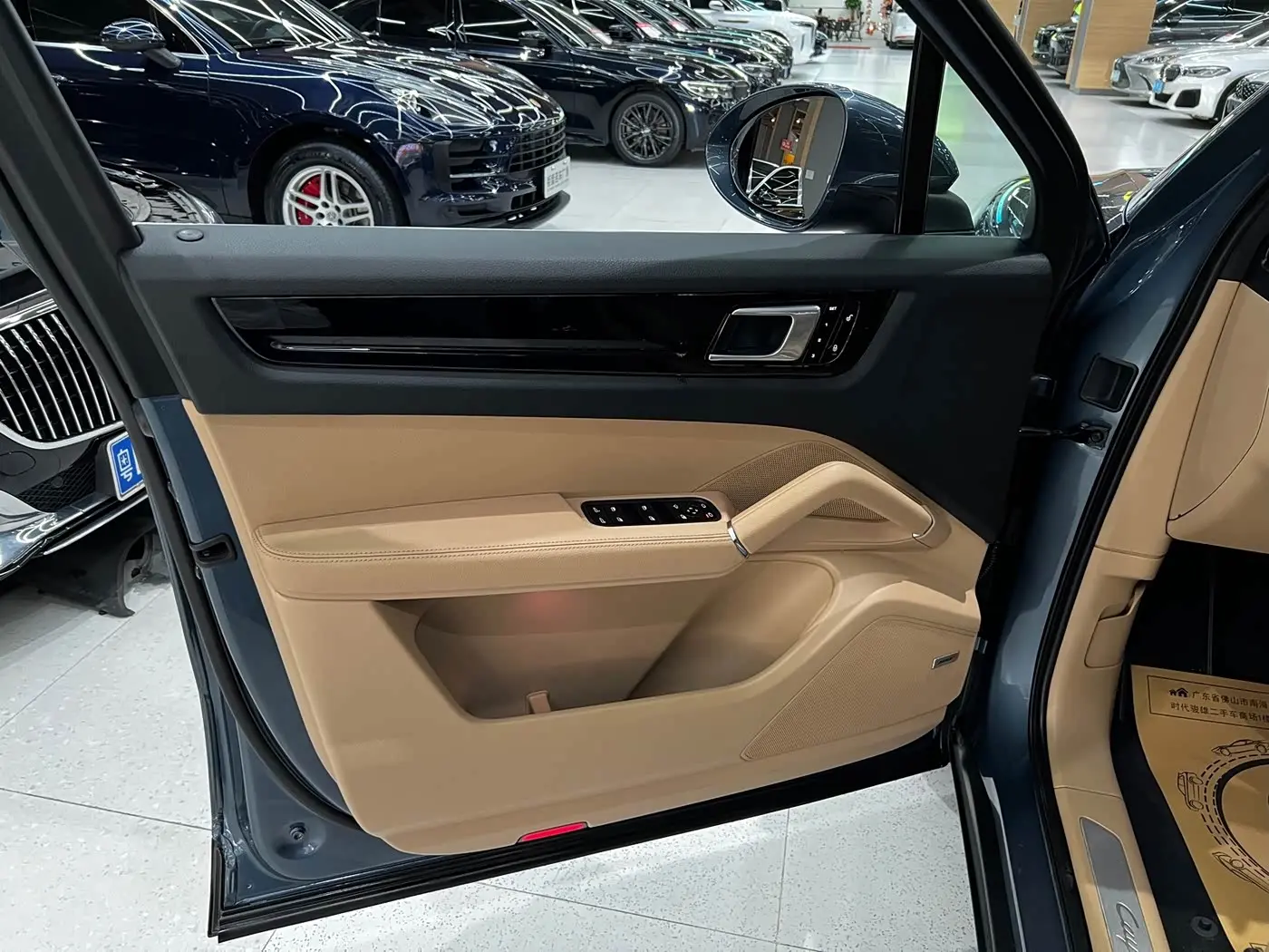 Porsche Cayenne 2018 — Photo 13/16
