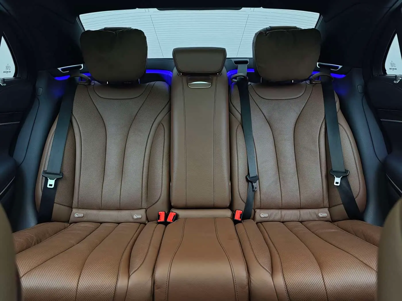 Mercedes-Benz S-Class 2017 — Photo 19/20