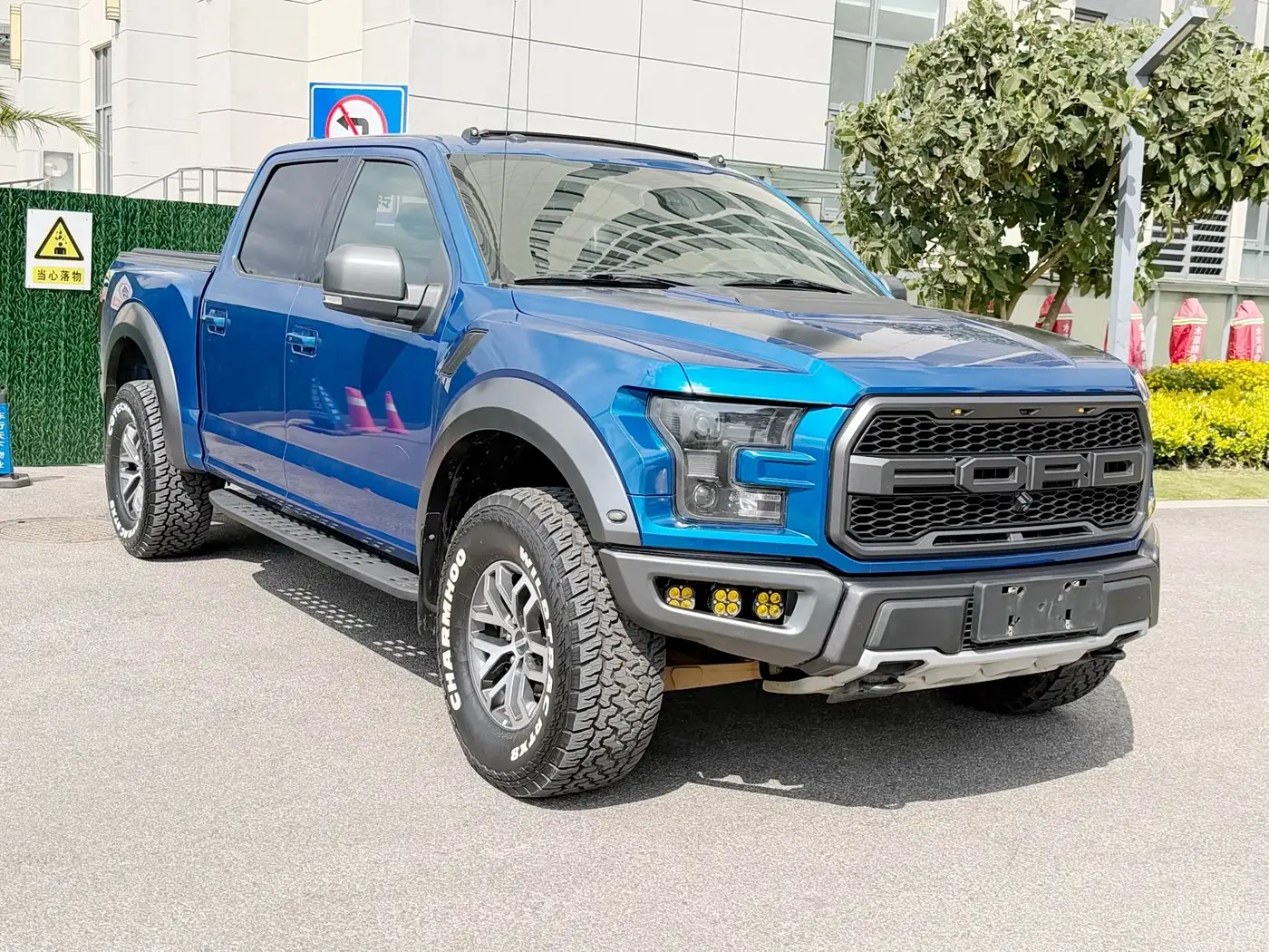 Ford F-150 Raptor 2017 — Фото 3/19