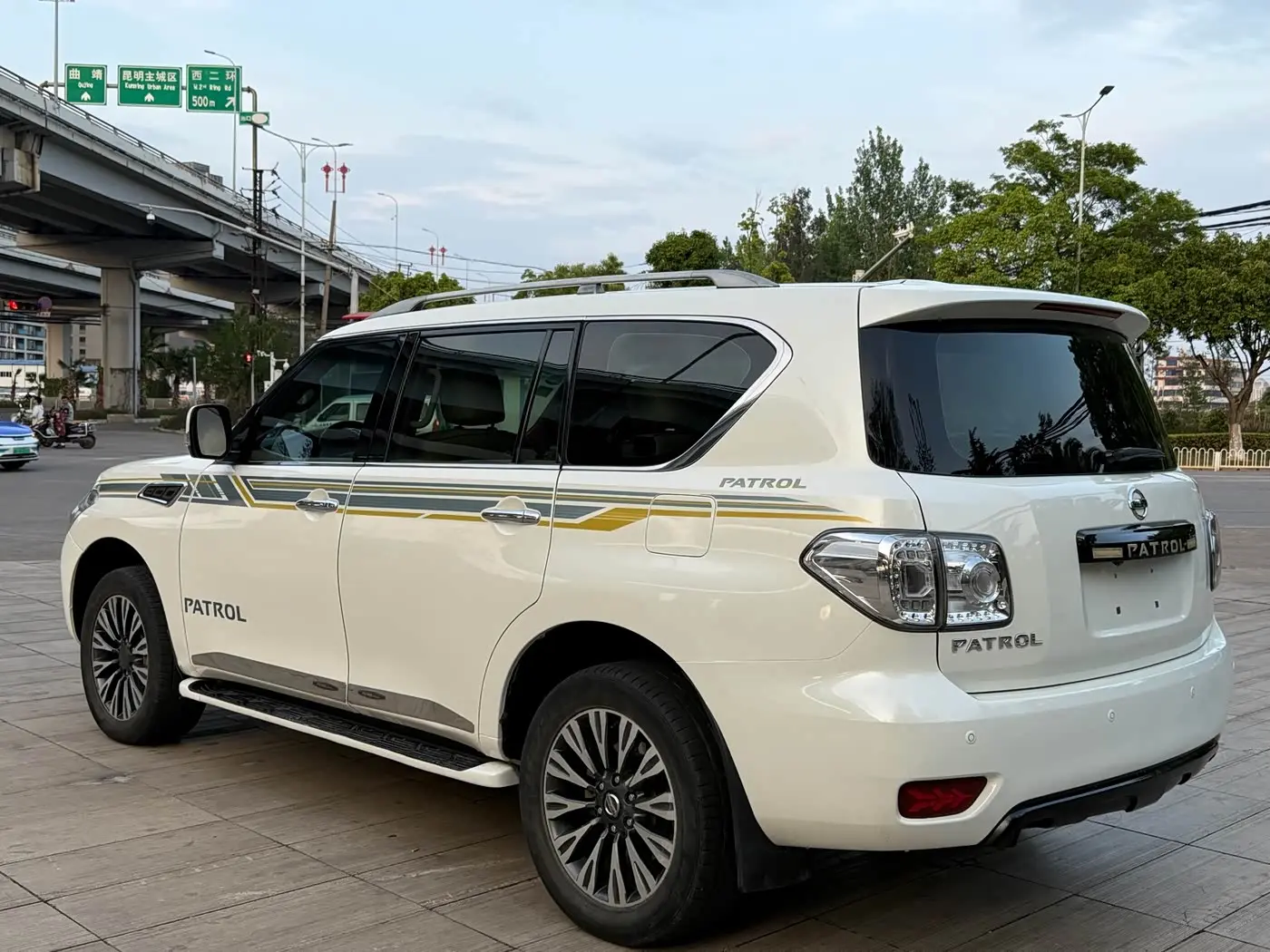 Nissan Patrol 2017 — Фото 6/10