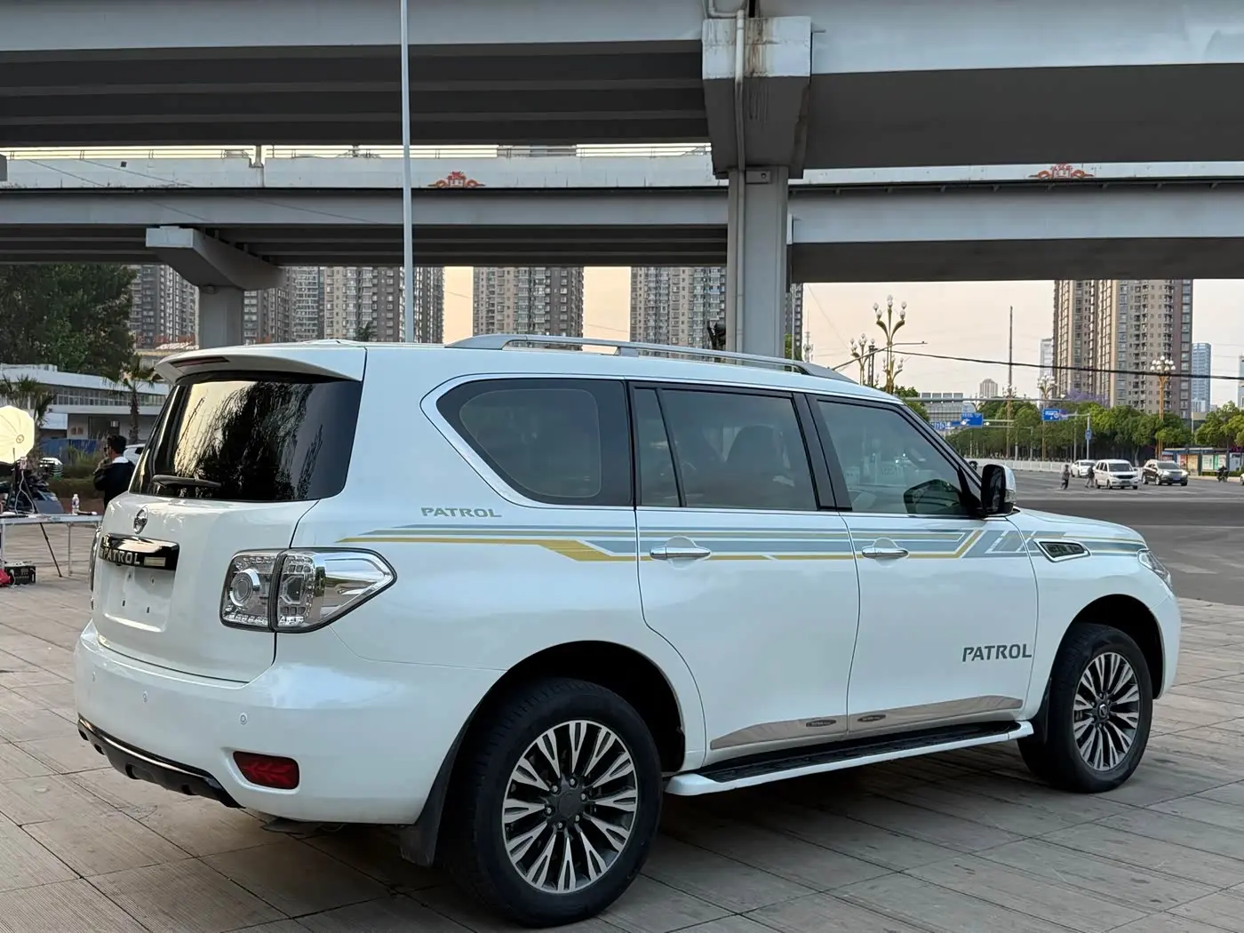Nissan Patrol 2017 — Фото 4/10