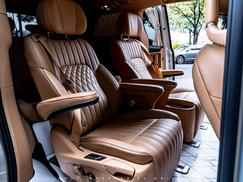 Voyah Auto Voyah Dreamer 2023 — Şəkil 13/16