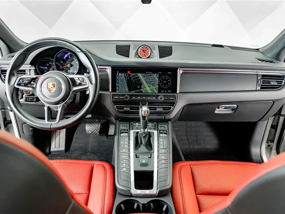 Porsche Macan 2021 — Photo 12/20