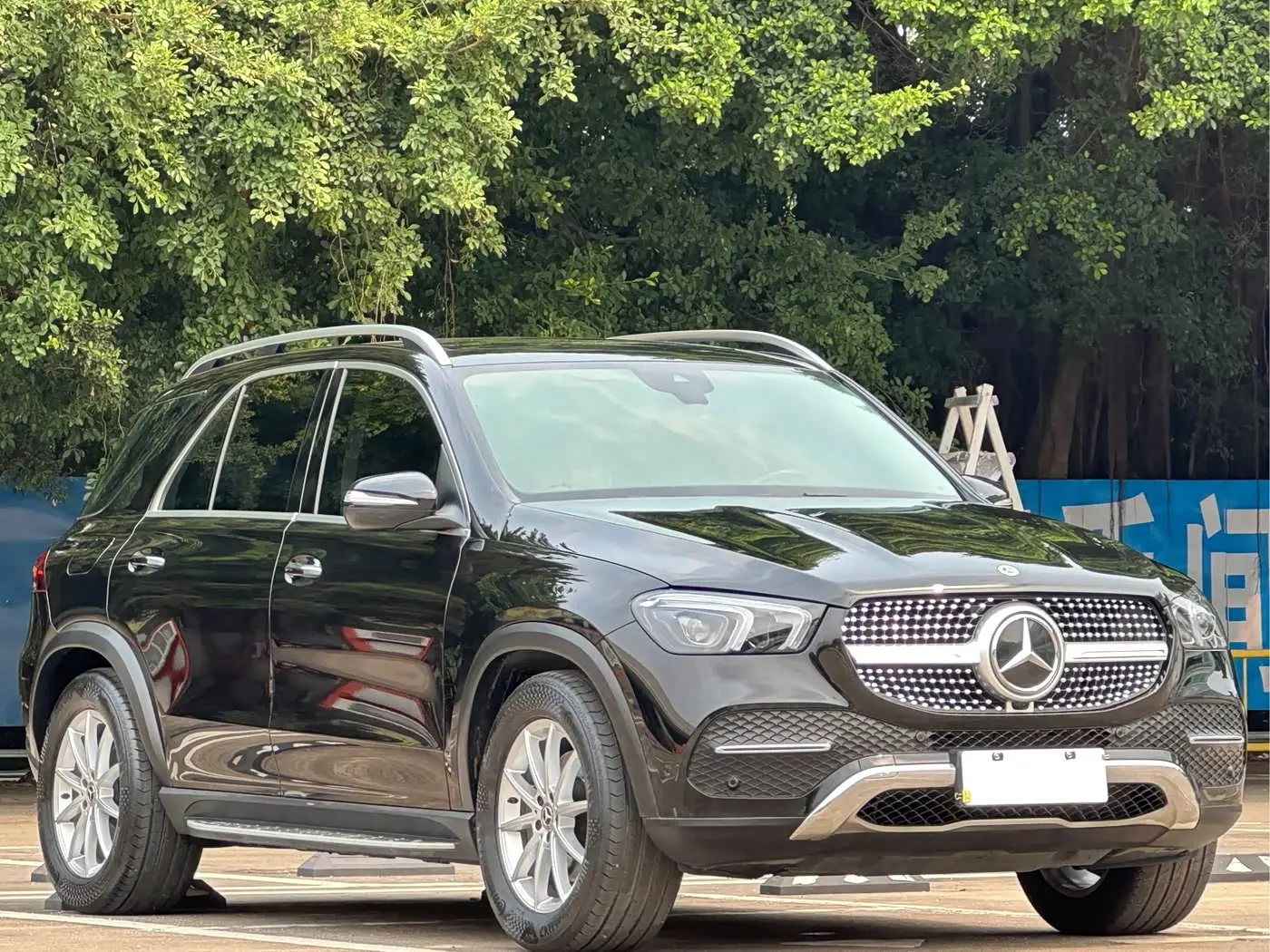 Mercedes-Benz GLE 2022 — Photo 3/16