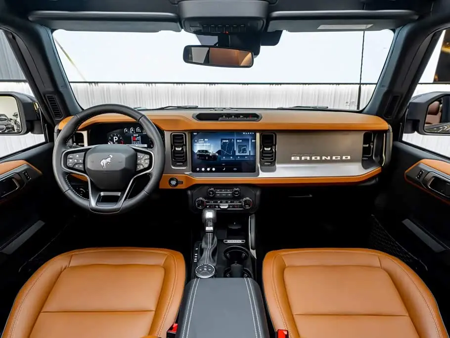 Ford Bronco 2024 — Фото 16/20