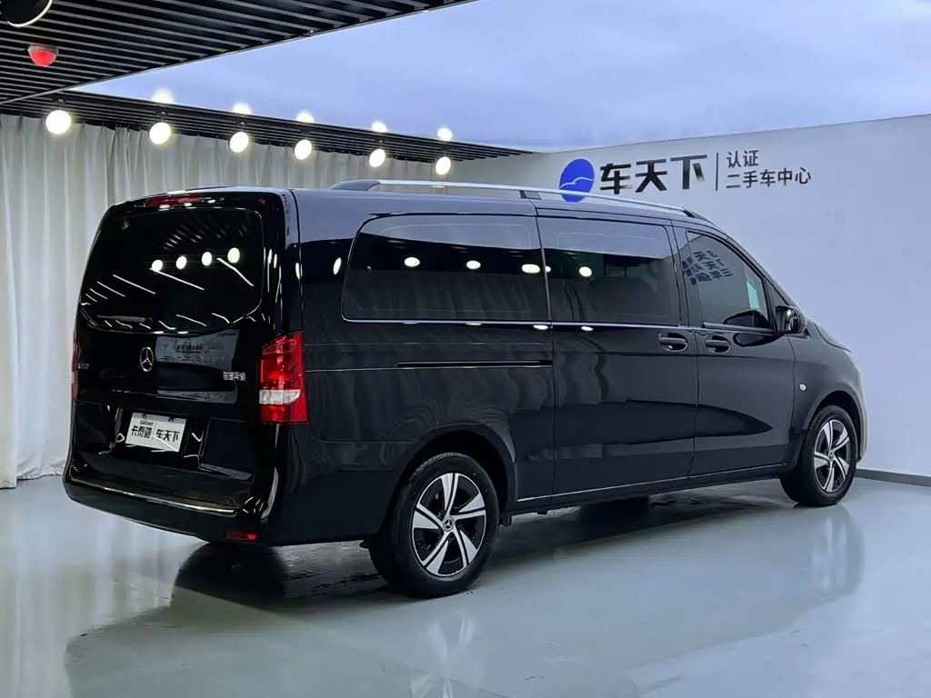 Mercedes-Benz Vito 2025 — Photo 4/20