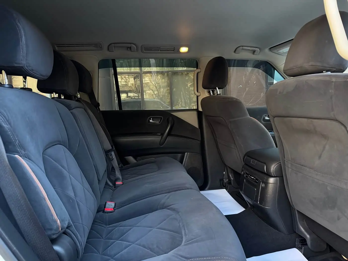Nissan Patrol 2018 — Photo 12/20