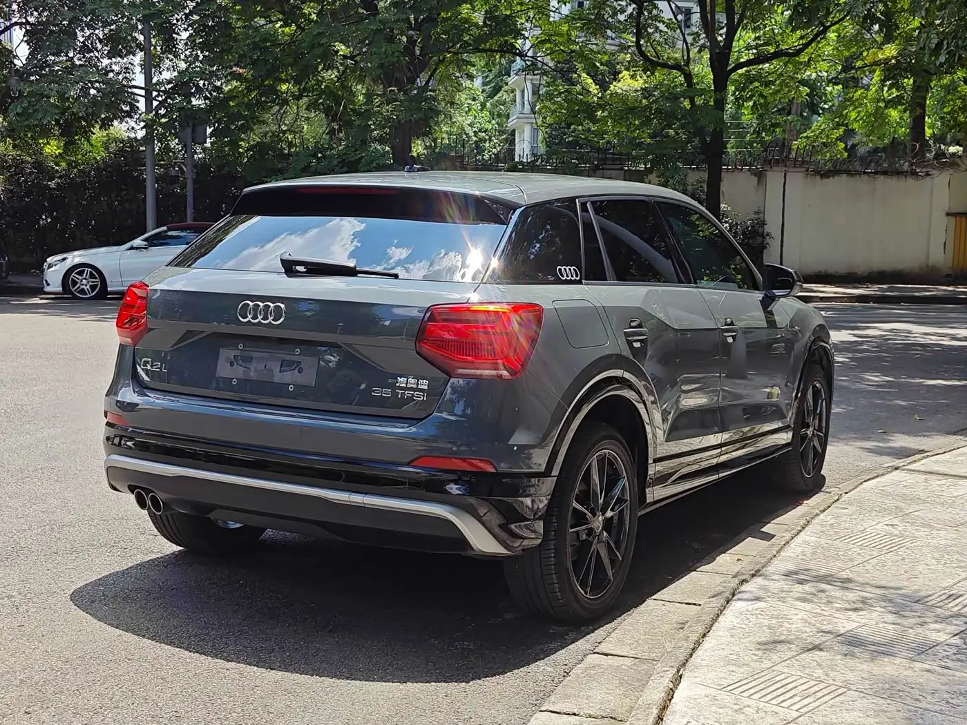 Audi Q2L 2021 — Photo 17/19