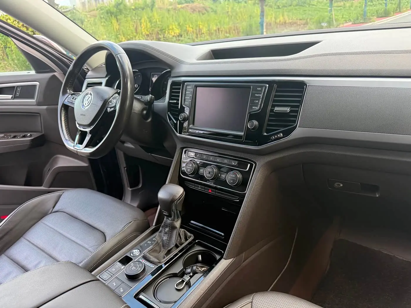 Volkswagen Teramont 2017 — Şəkil 16/19
