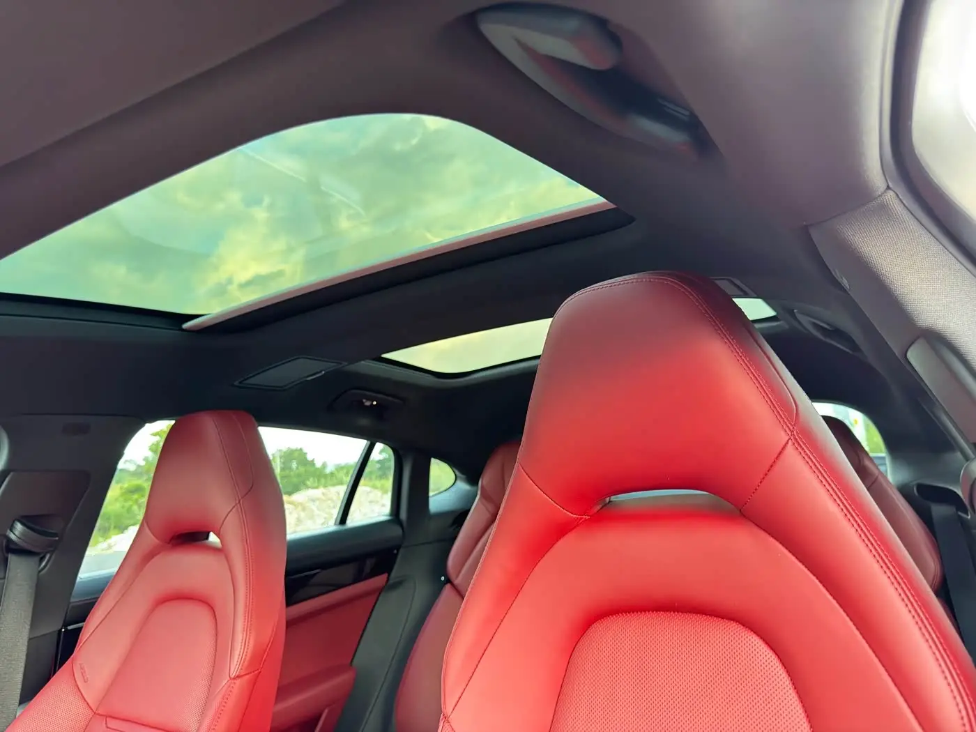 Porsche Panamera 2022 — Photo 17/20