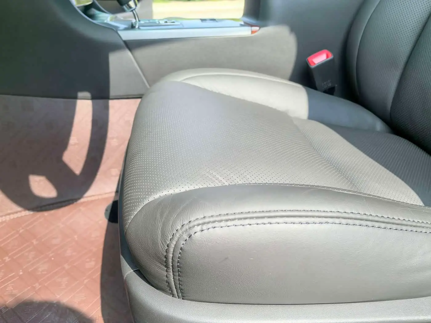 Toyota Crown 2014 — Photo 15/20