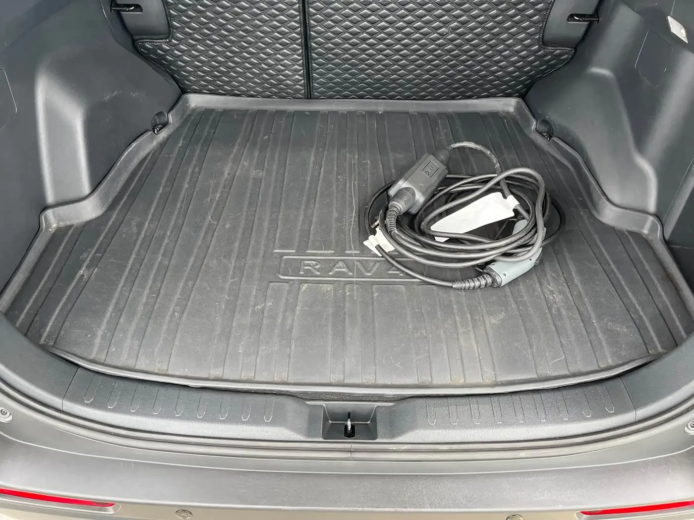 Toyota RAV4 Rongfang Dual Engine E+ 2022 — Şəkil 13/20