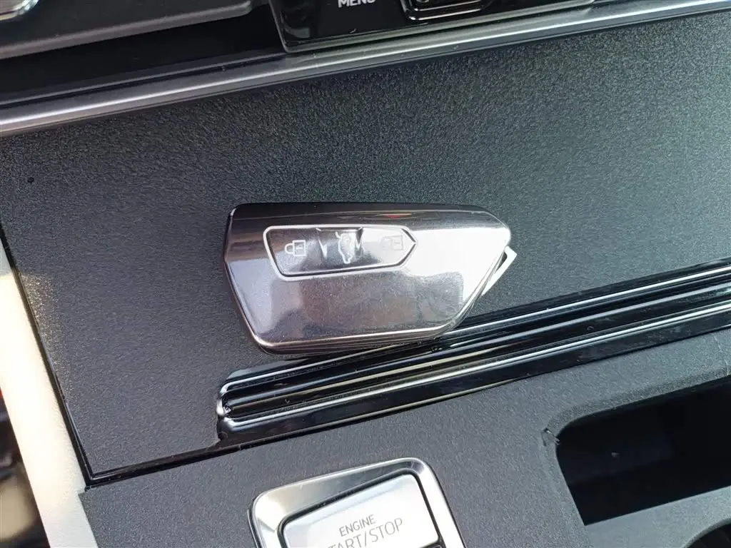 Volkswagen Teramont 2024 — Photo 17/20