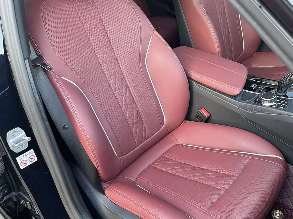 BMW 5 Series 2023 — Photo 16/20