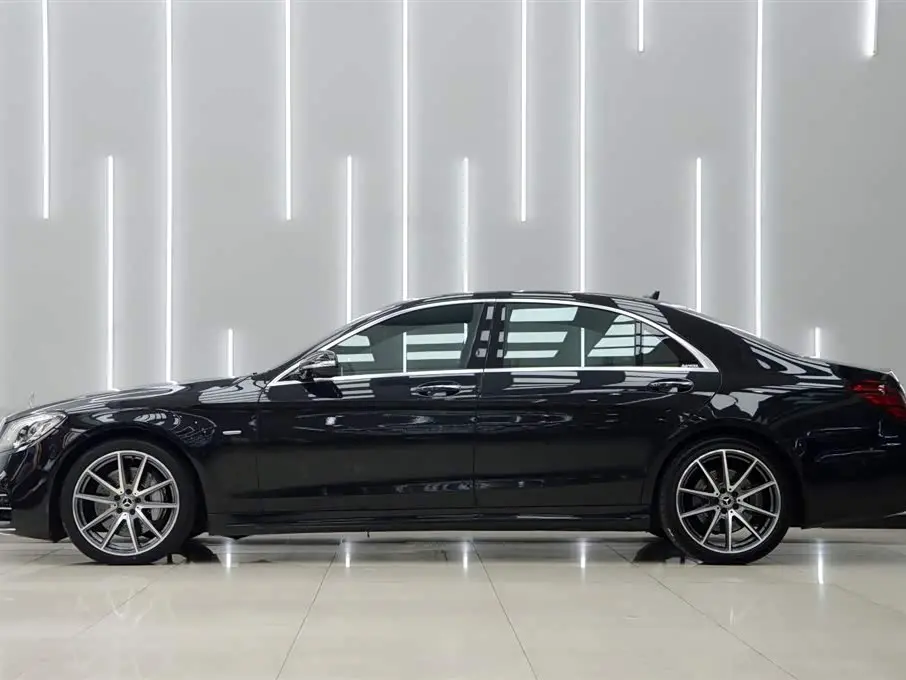 Mercedes-Benz S-Class 2021 — Photo 4/20