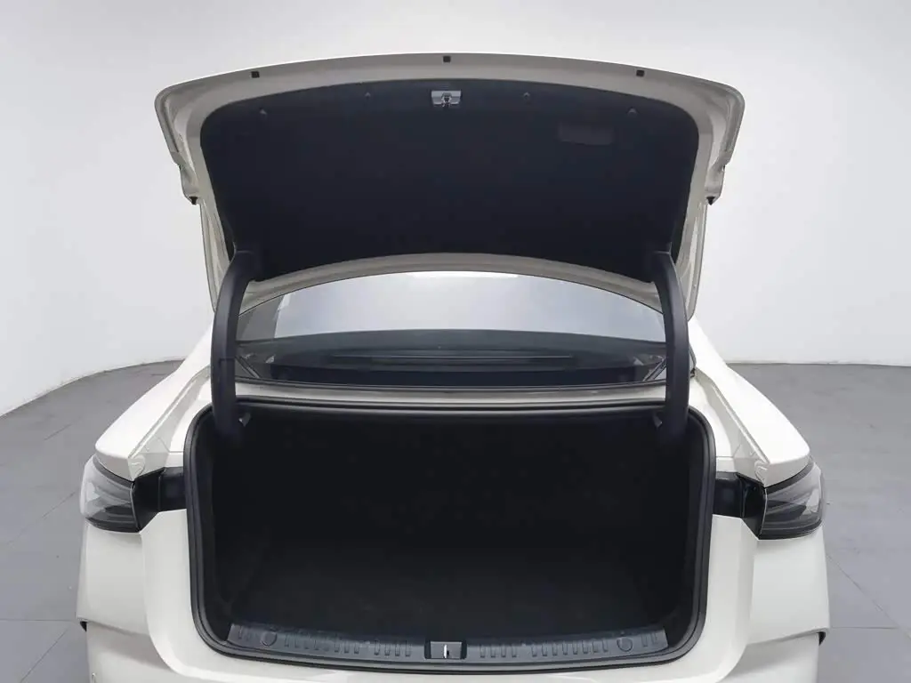 BYD Seal 06 New Energy 2025 — Фото 16/20