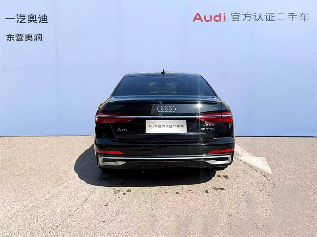 Audi A6L 2023 — Şəkil 9/10