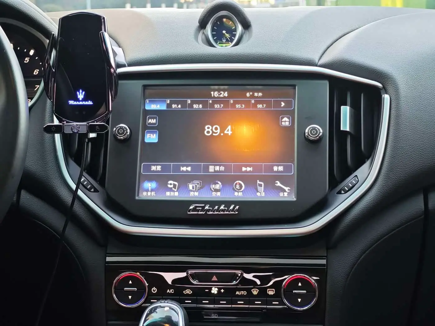 Maserati Ghibli 2016 — Şəkil 9/18