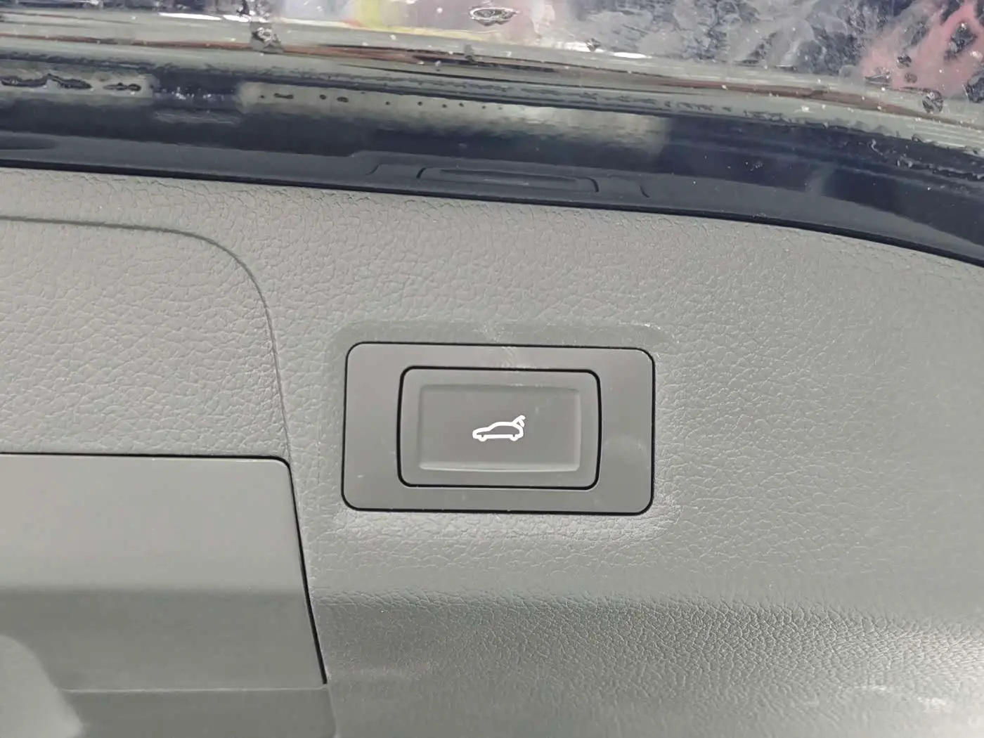 Voyah Auto Voyah Dreamer 2024 — Photo 7/20