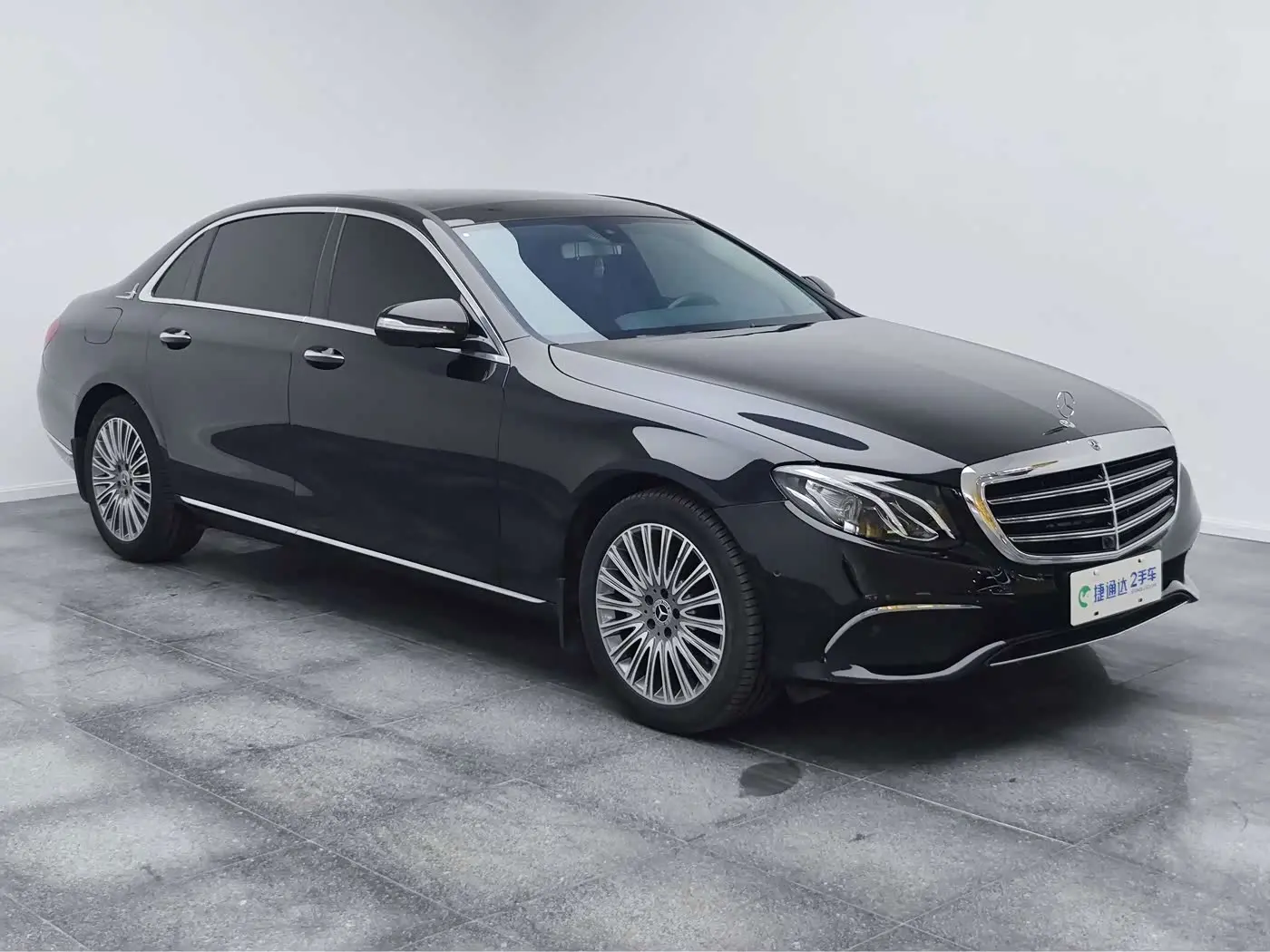 Mercedes-Benz E-Class 2020 — Фото 2/20