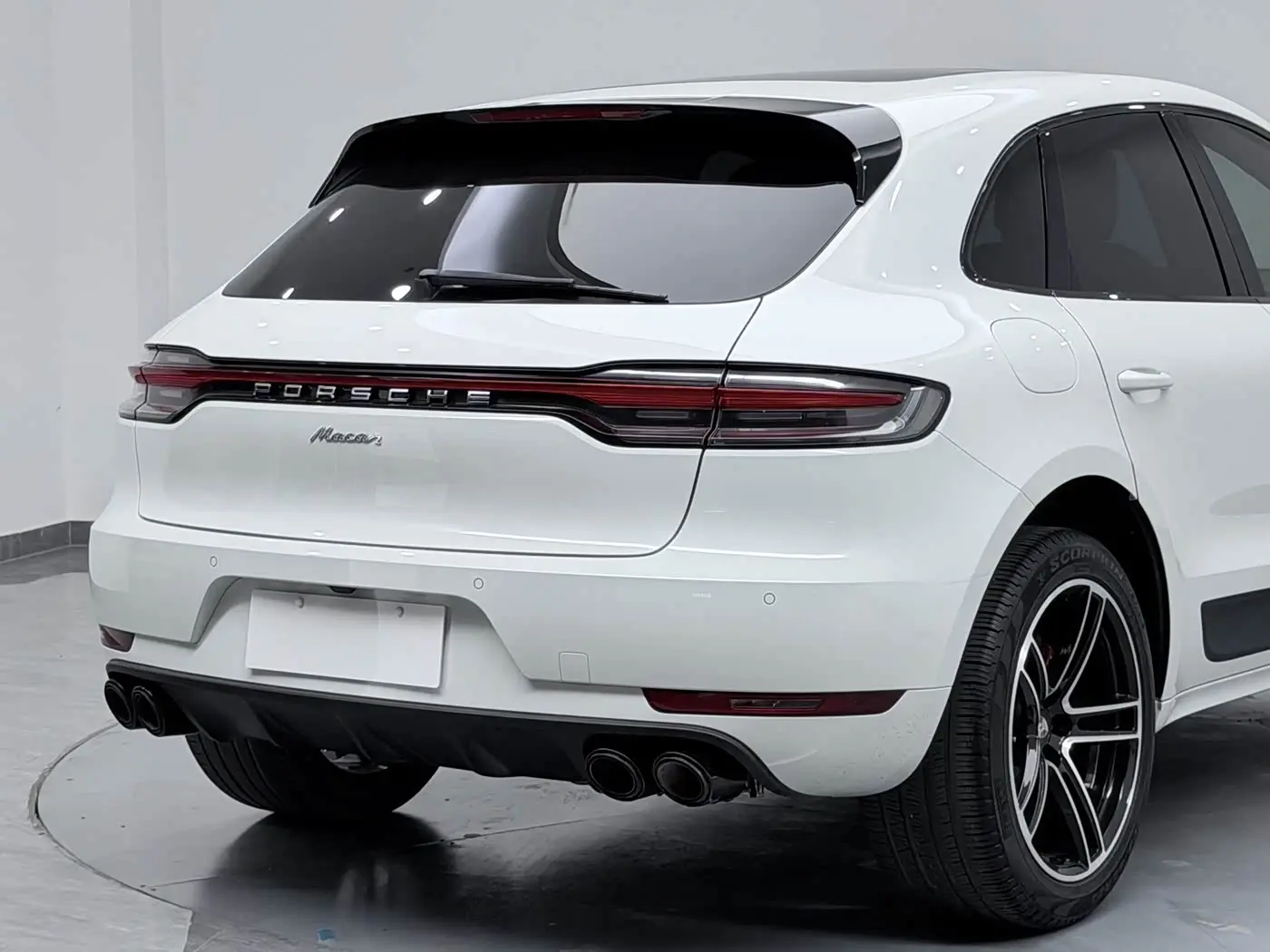Porsche Macan 2021 — Photo 13/20