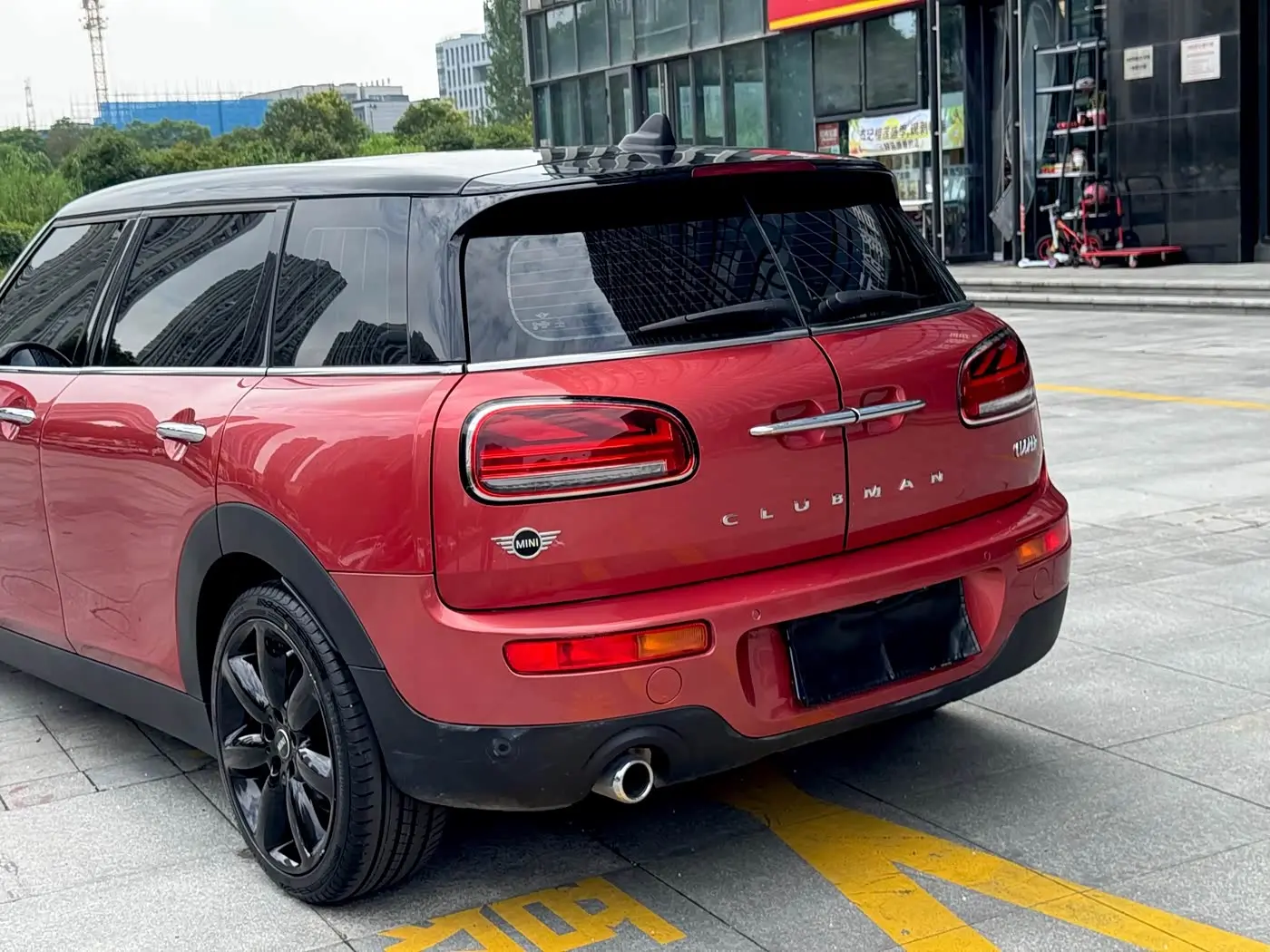 MINI CLUBMAN 2021 — Photo 7/12